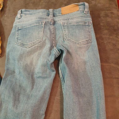 4 Shorts en Jean Esprit Taille 128 et 122
