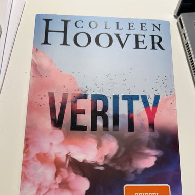 Verity - Colleen Hoover