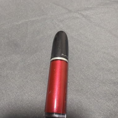 Flüssiger Lippenstift Metall- in Retrograde