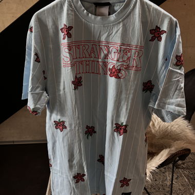 T-shirt Stranger Things