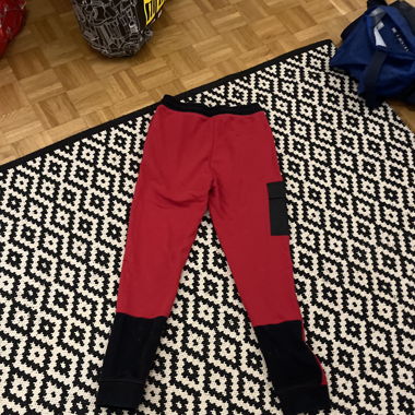 Jordan Trainerhose rot