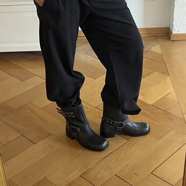 Schwarze Biker-Stiefel
