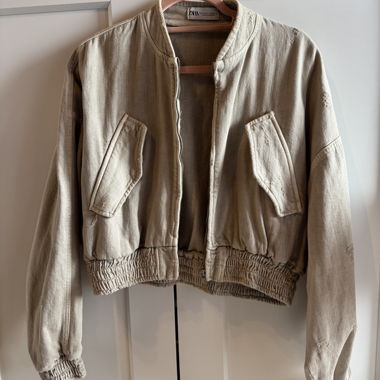 Giacca bomber beige Zara