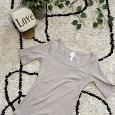 Basic T-shirt in beige