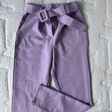 Pantaloni con cintura