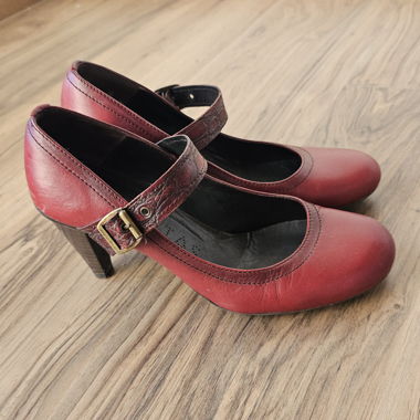 Chaussures en cuir Hispanitas
