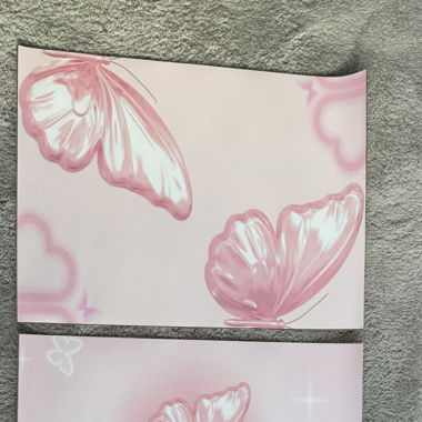 Zwei Poster Schmertterling Rosa