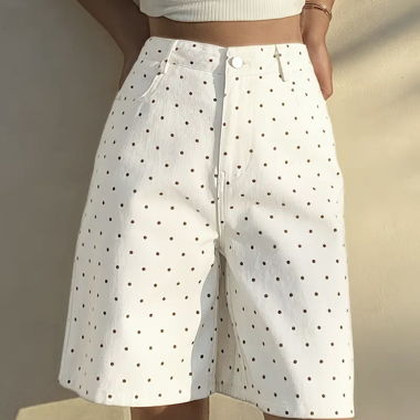 Weisse Punkte Shorts