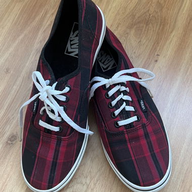 Sneakers Vans a quadri rosso e nero