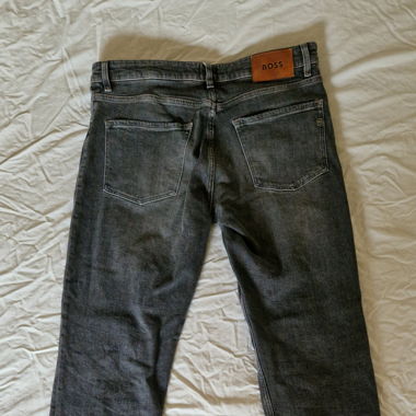 Boss Maine Regular Fit Jeans 33/32