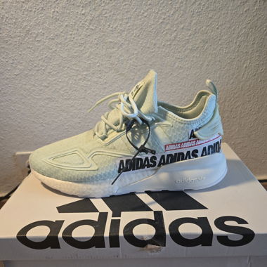 Adidas Rare taille 43 Neuf