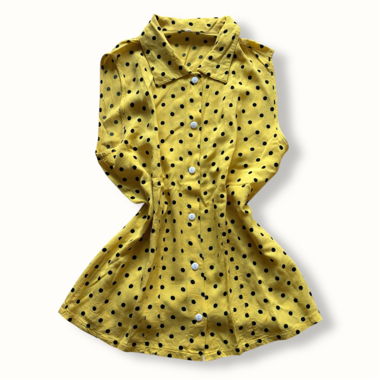 Camicia gialla senza maniche a pois