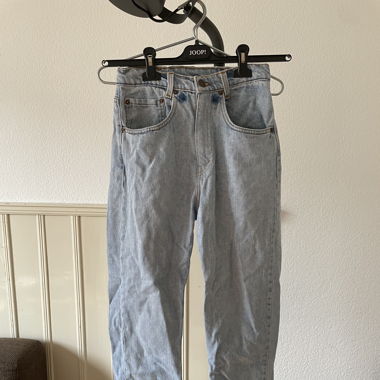 LEVIS 560 jeans