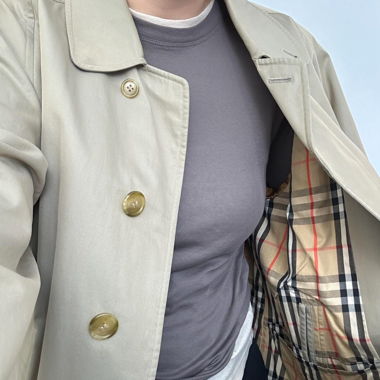 Burberry trenchcoat