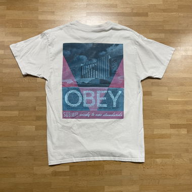 OBEY WHITE TEE WITH CRAZY BACKPRINT