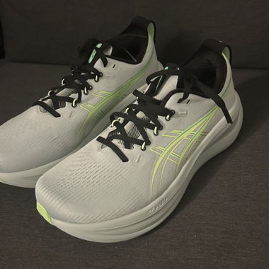 Scarpe da corsa Asics grigie verde neon