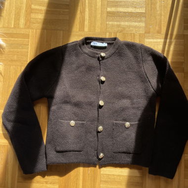 Pull marron 