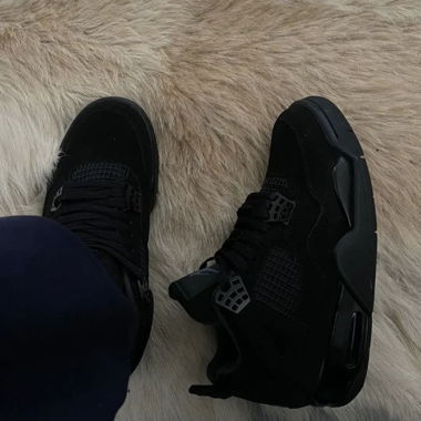 Jordan 4 Black Gr. 40.5