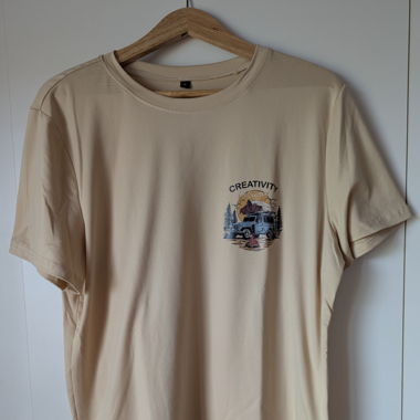 T-Shirt bedruckt beige