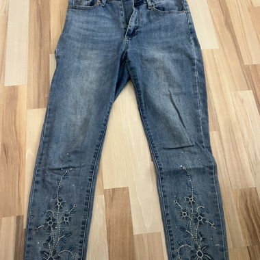 blue trousers