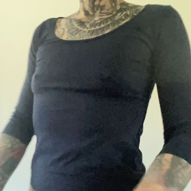 Dark Blue Long-Sleeve T-Shirt Size M