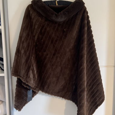 Pancho fausse fourrure 