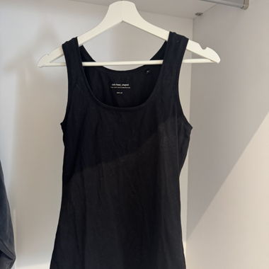 opus shaped tank top