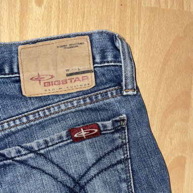 Flared Jeans