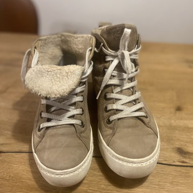 High sneakers gefüttert 