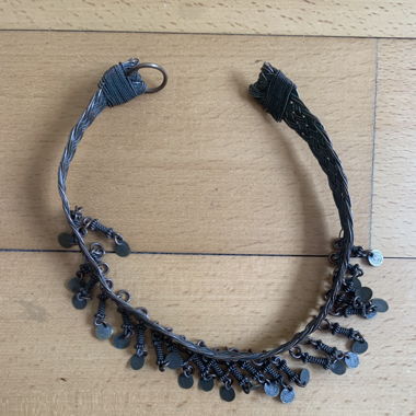 Halsband