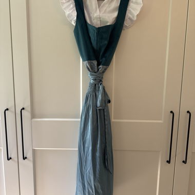 Dirndl dress with blouse