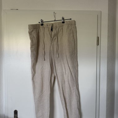 Pantaloni in lino