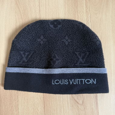 Cuffia Louisvuitton