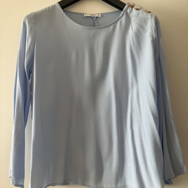 Blusa bottoni blu