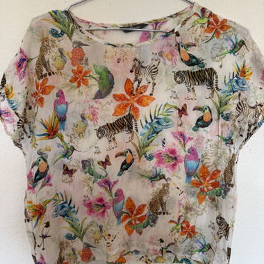 Printed viscose sleeveless top