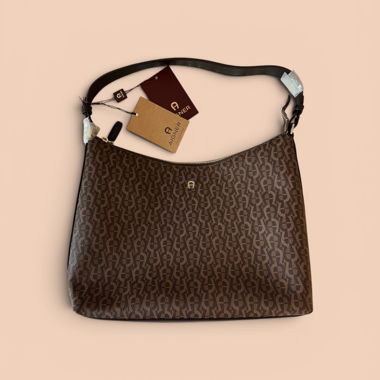 Borsa a tracolla Aigner marrone (prezzo in negozio 700 CHF)