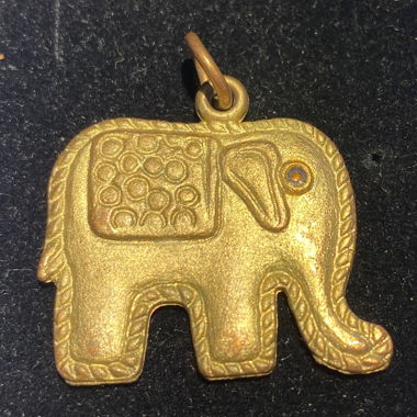 Ciondolo a forma di elefante
