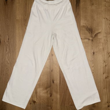 Weisse Stoffhose