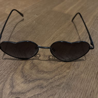 Lunettes en forme de cœur