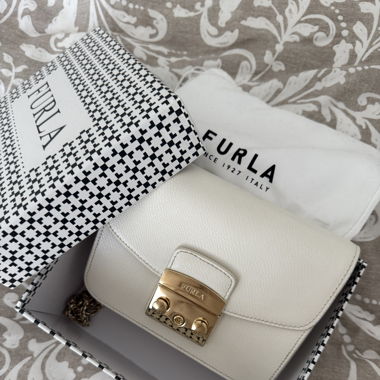 Furla Metropolis