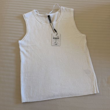 Nuovo – Top Basic Chicorée (Taglia S) 