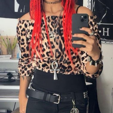 Top spalle scoperte con delicato motivo leopardato anni 2000