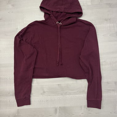 Sweat à capuche cropped bordeaux