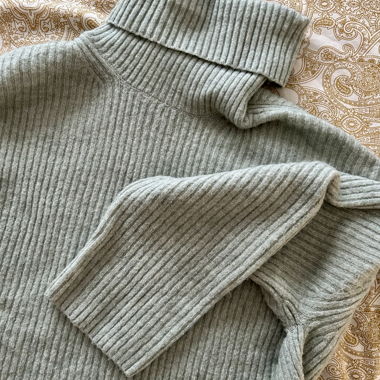 H&M Turtleneck knit sweater in sage green