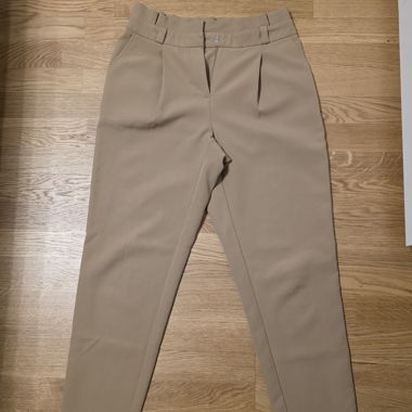 Pantaloni in tessuto beige NEW LOOK