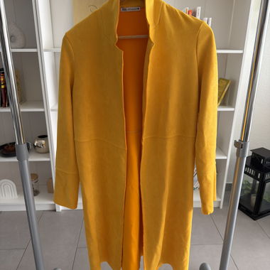 Gilet long jaune Zara