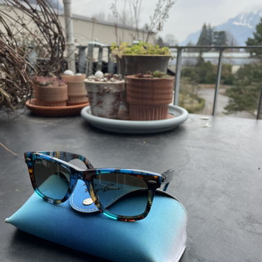 Ray Ban