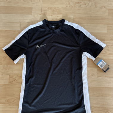 Nike Dri-Fit Sportshirt schwarz-weiss