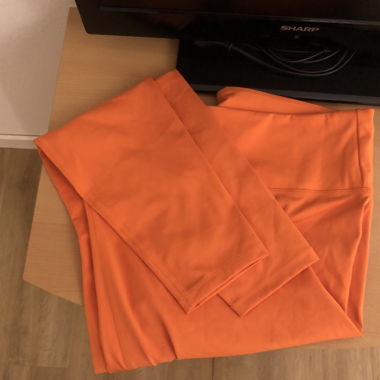 Pantaloni da allenamento arancioni