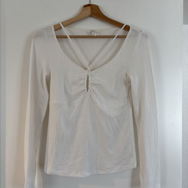 White Long-Sleeve Top